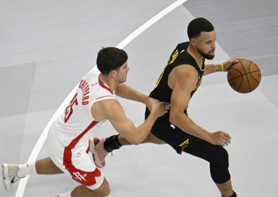 yl23455永利-年满37岁,场均出战39分钟!本想抱团走捷径,看来本赛季有点悬了