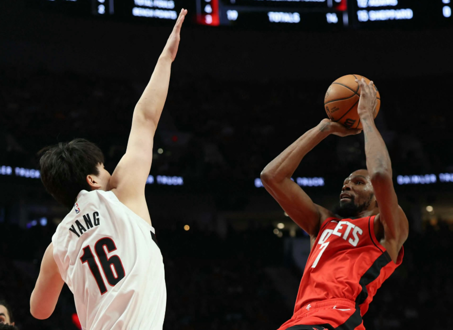 yl23455永利-年满37岁,场均出战39分钟!本想抱团走捷径,看来本赛季有点悬了