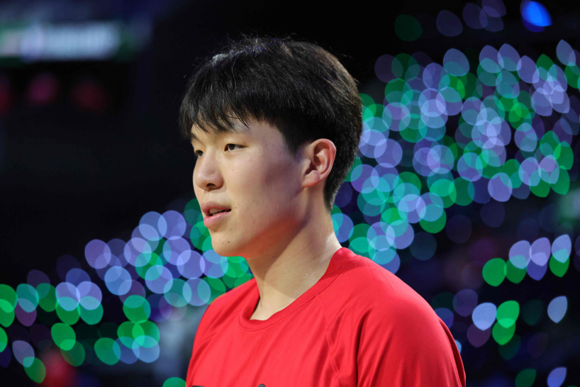 yl23455永利-开拓者更新杨瀚森伤情！篮球专家详解现状未来：首要问题是三分球