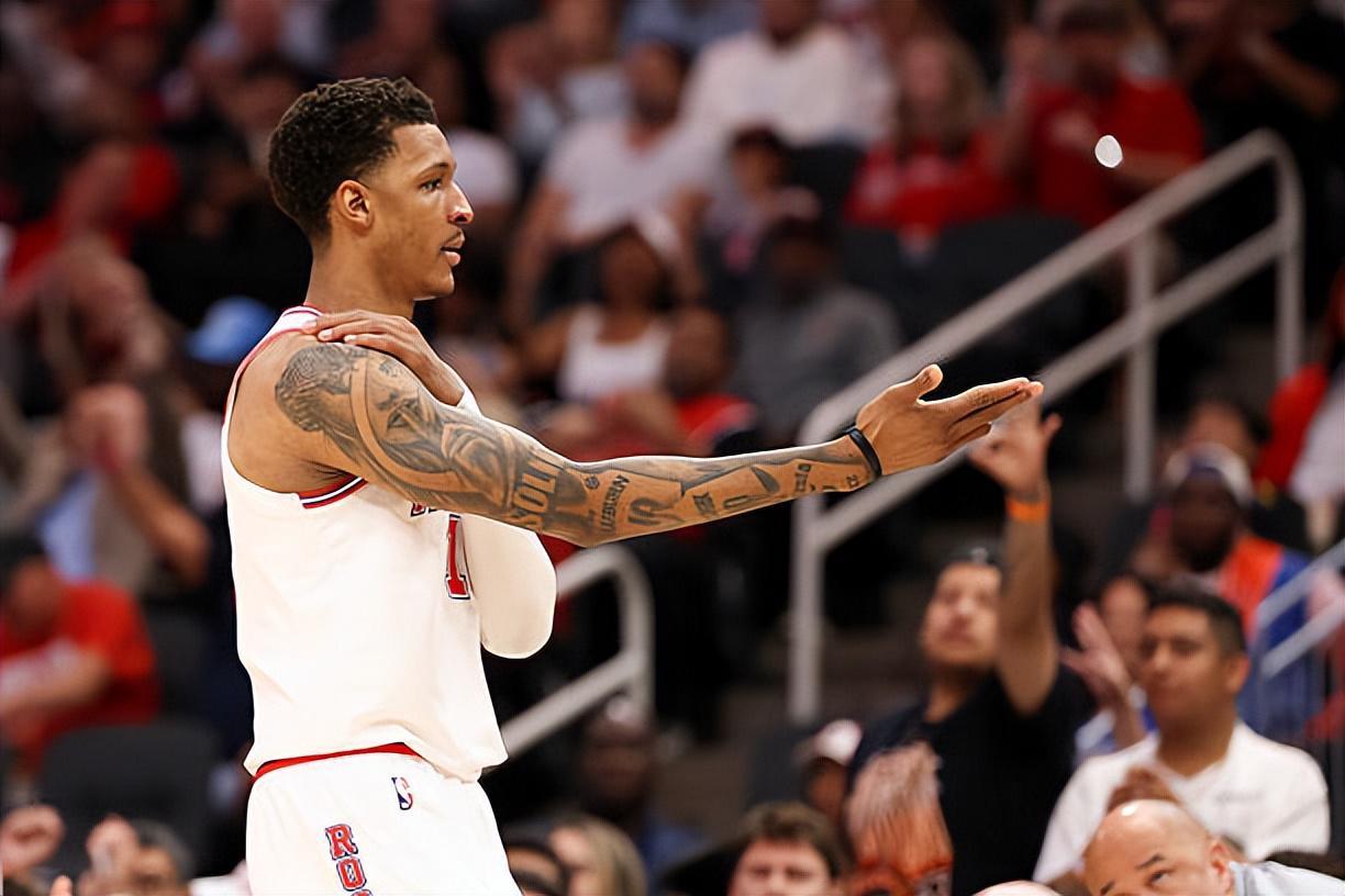 yl23455永利-算是打出了攻守兼备的表现，但是火箭锋线新星还得保持稳定性才行